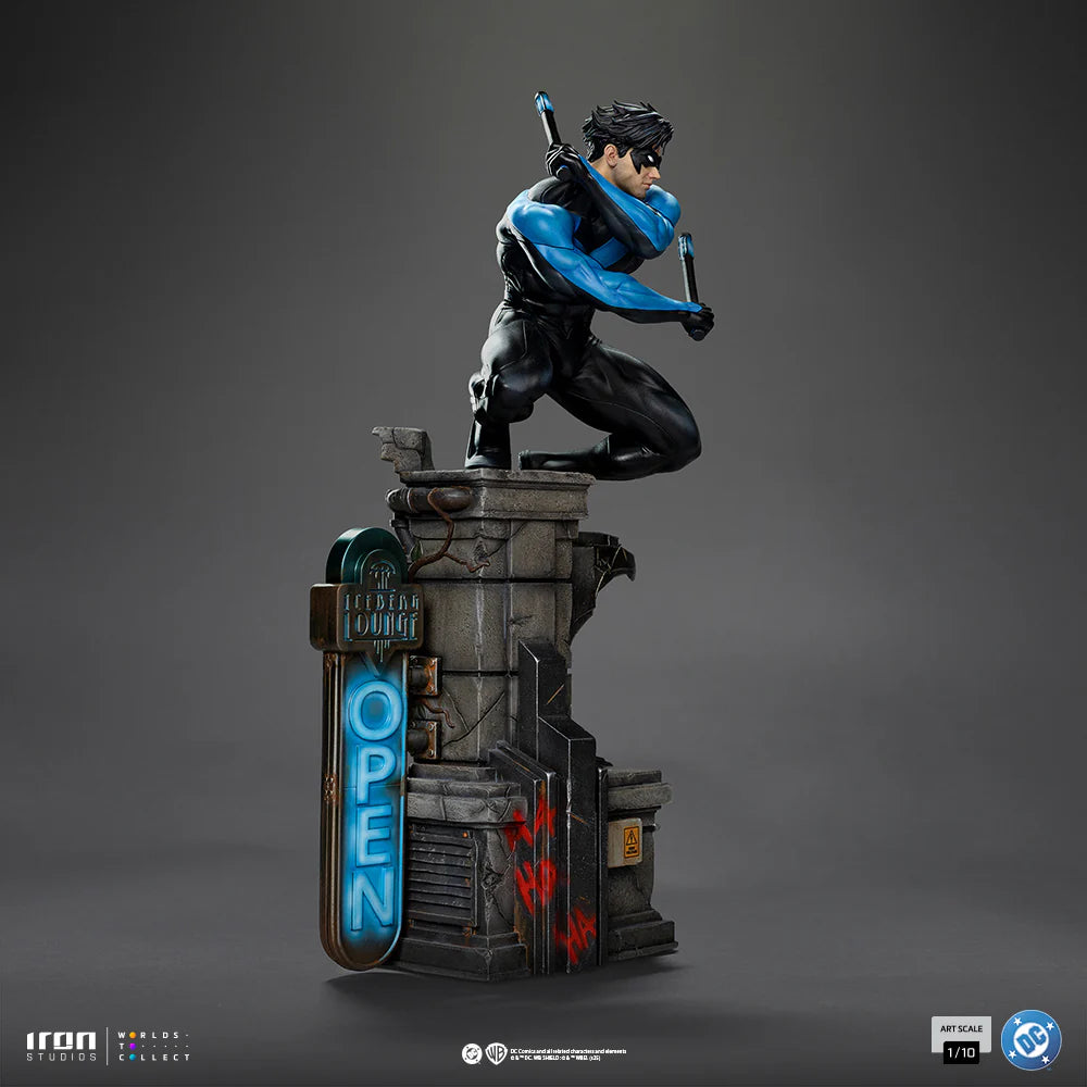 082026 - DC Comics - Nightwing - Statuette Iron Studio