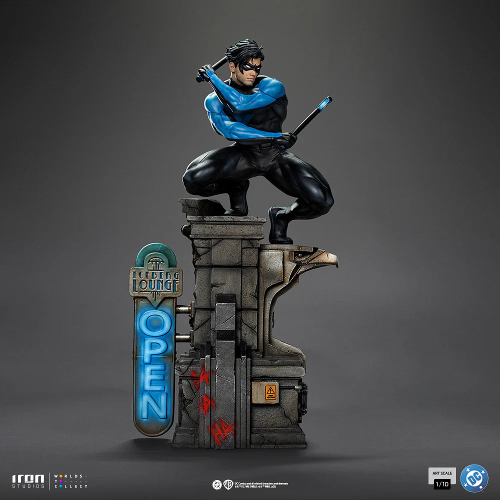 082026 - DC Comics - Nightwing - Statuette Iron Studio