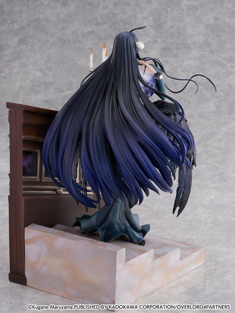 022026 - Overlord - Albedo (Jet Black Dress Ver.) - Statuette Estream
