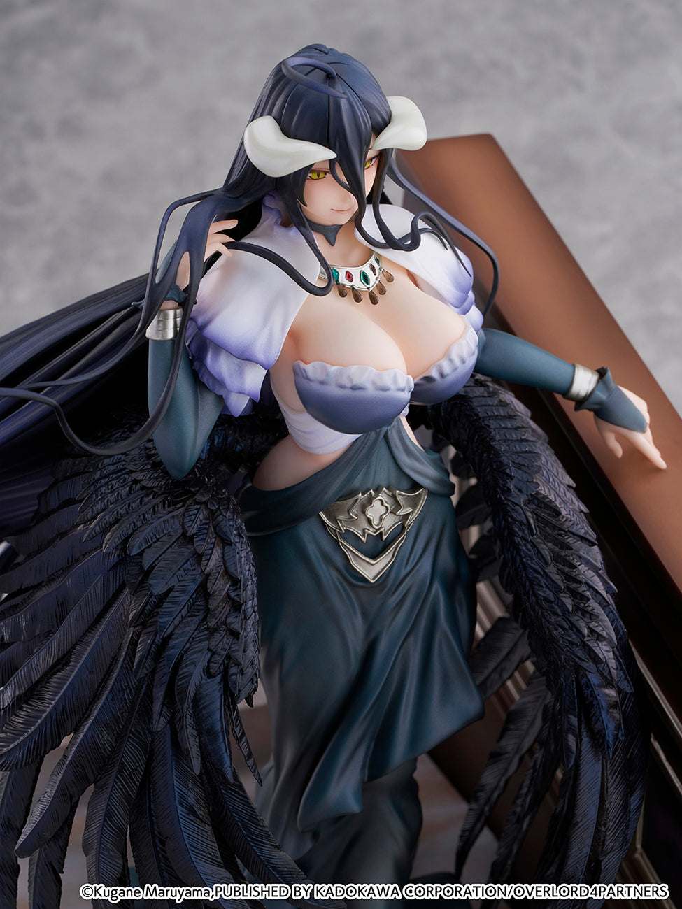 022026 - Overlord - Albedo (Jet Black Dress Ver.) - Statuette Estream