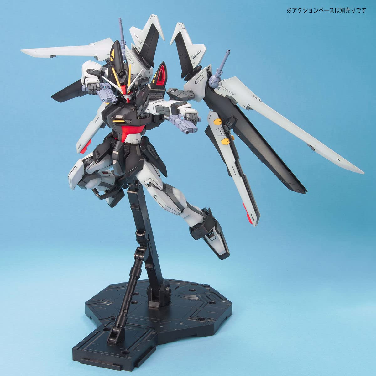 Gundam - MG 1/100 Strike Noir Gundam - Gunpla