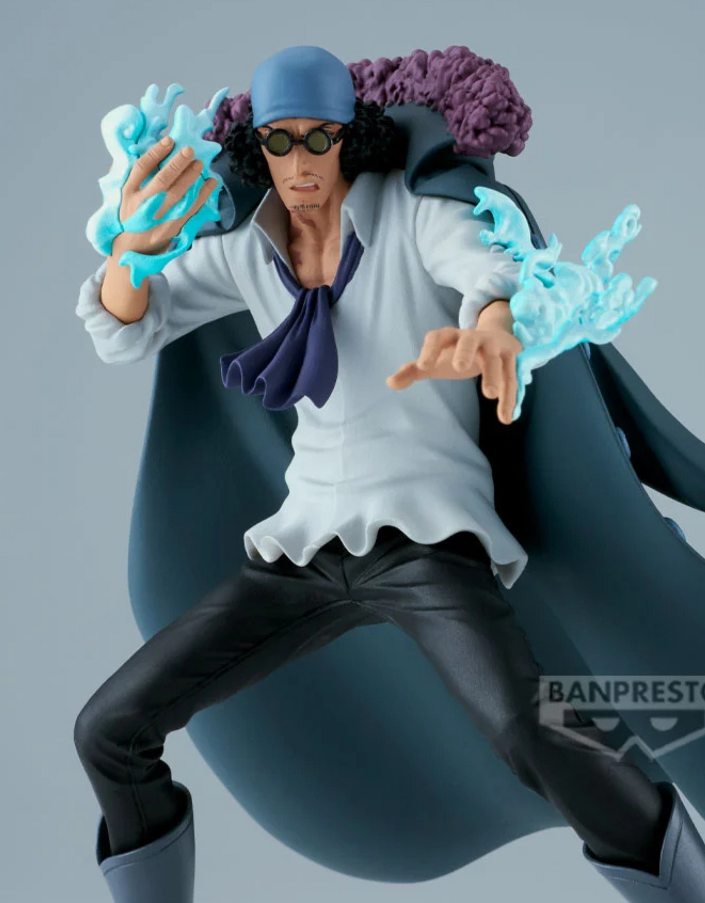 102025 - One Piece - Kuzan - Figurine Banpresto