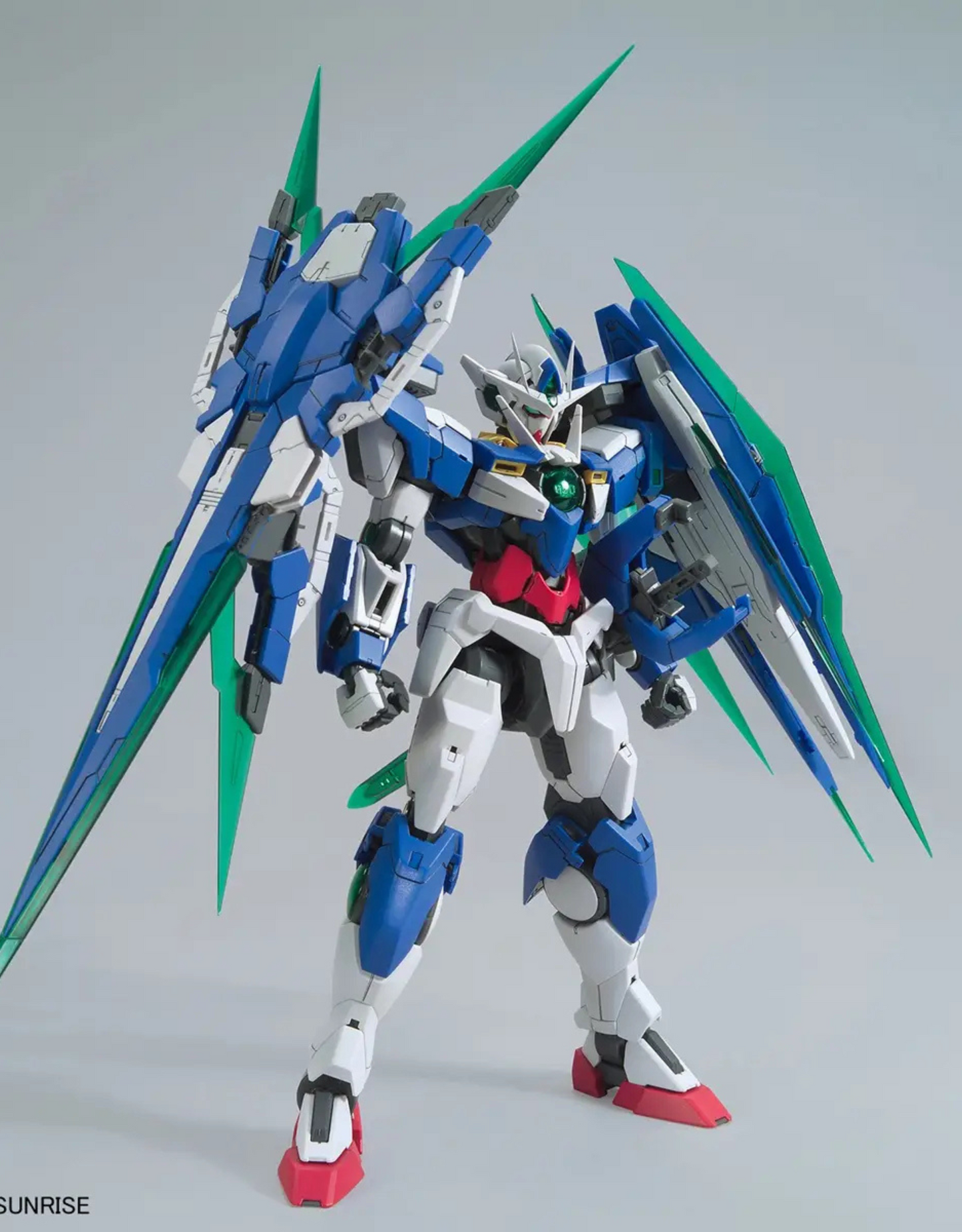 Gundam - MG 1/100 00 QAN(T) Full Saber - Gunpla