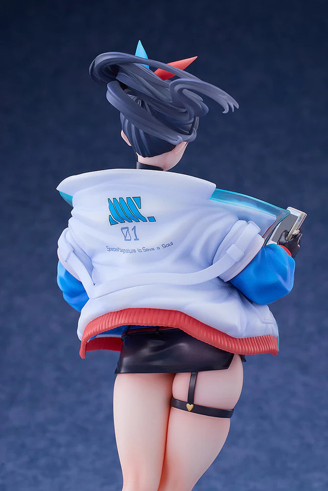 012026 - Gridman Universe - Rika Takarada (Dreamy Divas Ver.) - Statuette Solarain