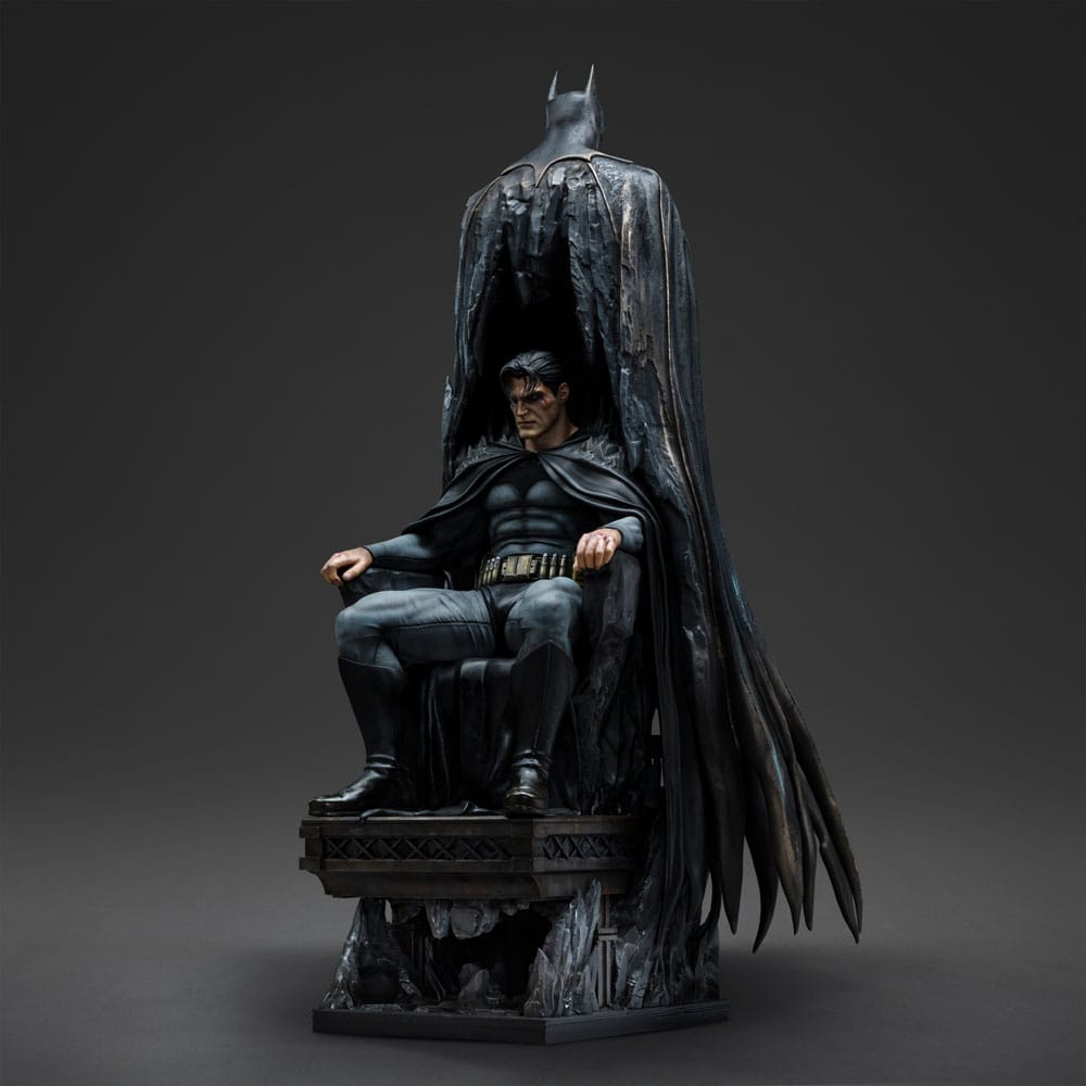 112025 - DC Comics - Batman & Bruce Wayne - Statuette Iron Studio
