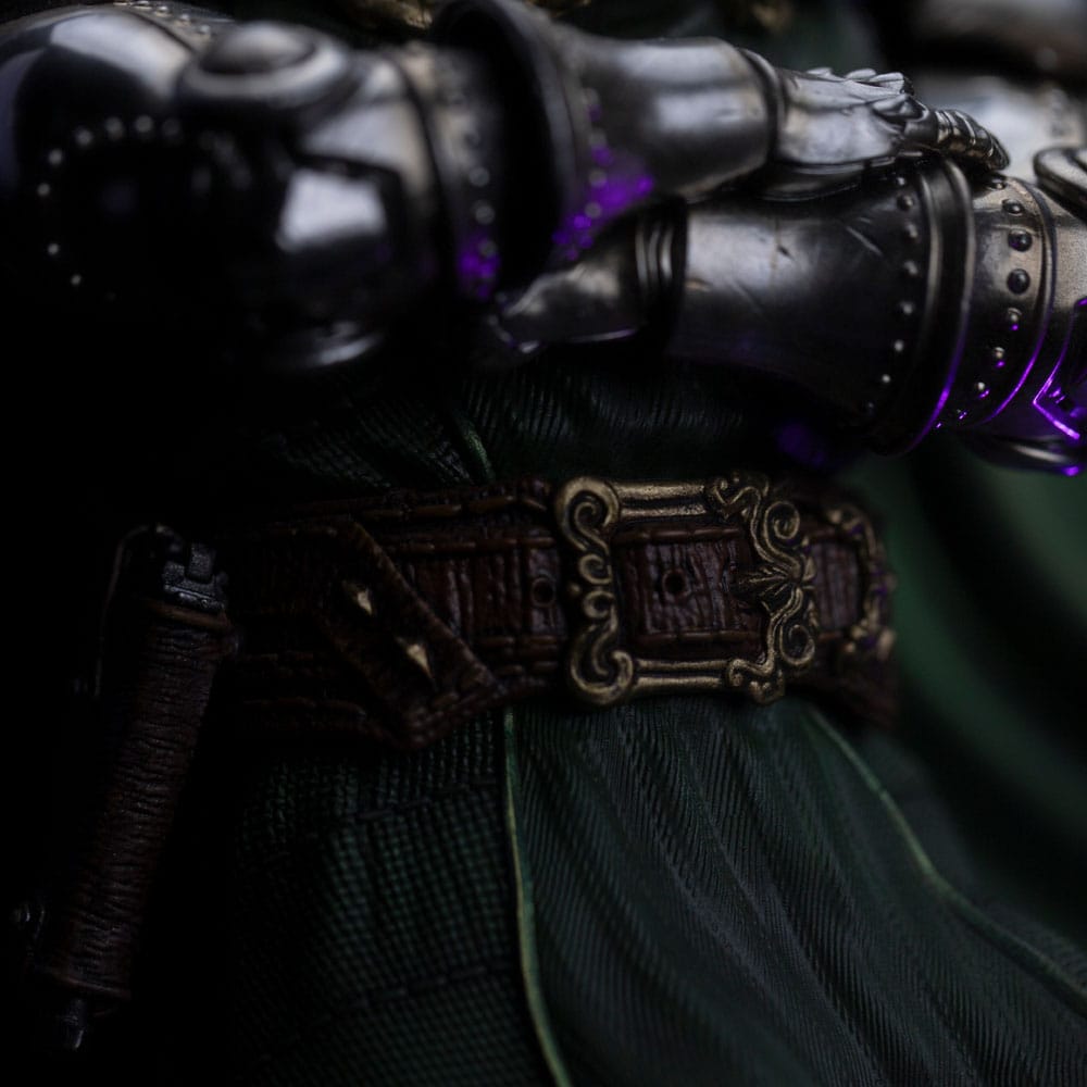122025 - The Infinity Gauntlet Marvel Legends Diorama statuette 1/10 Art Scale Infinity Doctor Doom Deluxe Edition