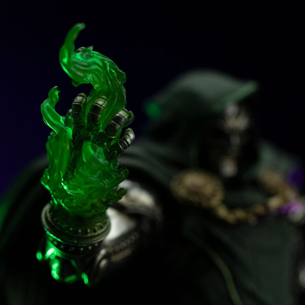 122025 - The Infinity Gauntlet Marvel Legends Diorama statuette 1/10 Art Scale Infinity Doctor Doom Deluxe Edition
