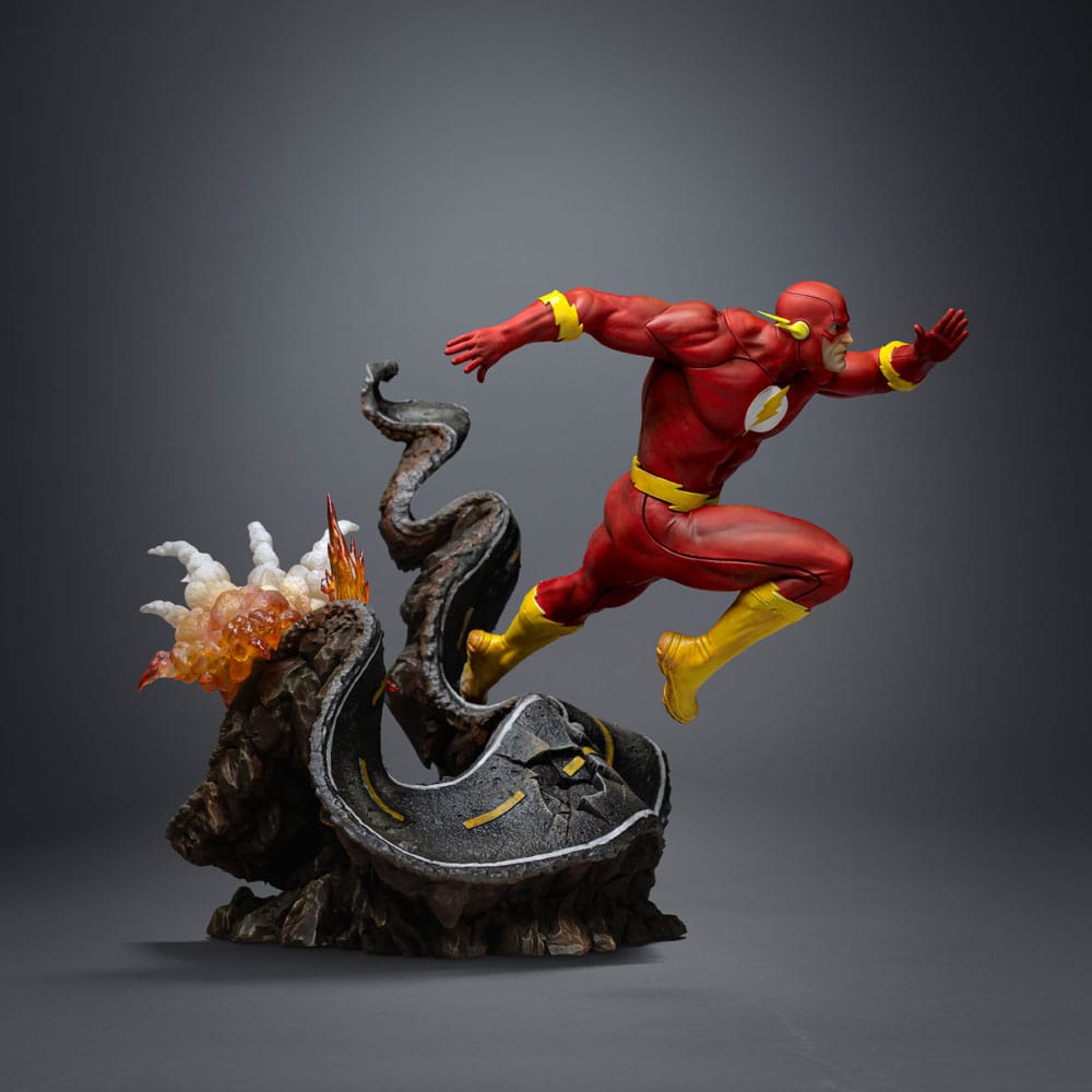 022026 - DC Comics - Flash - Statuette Iron Studio