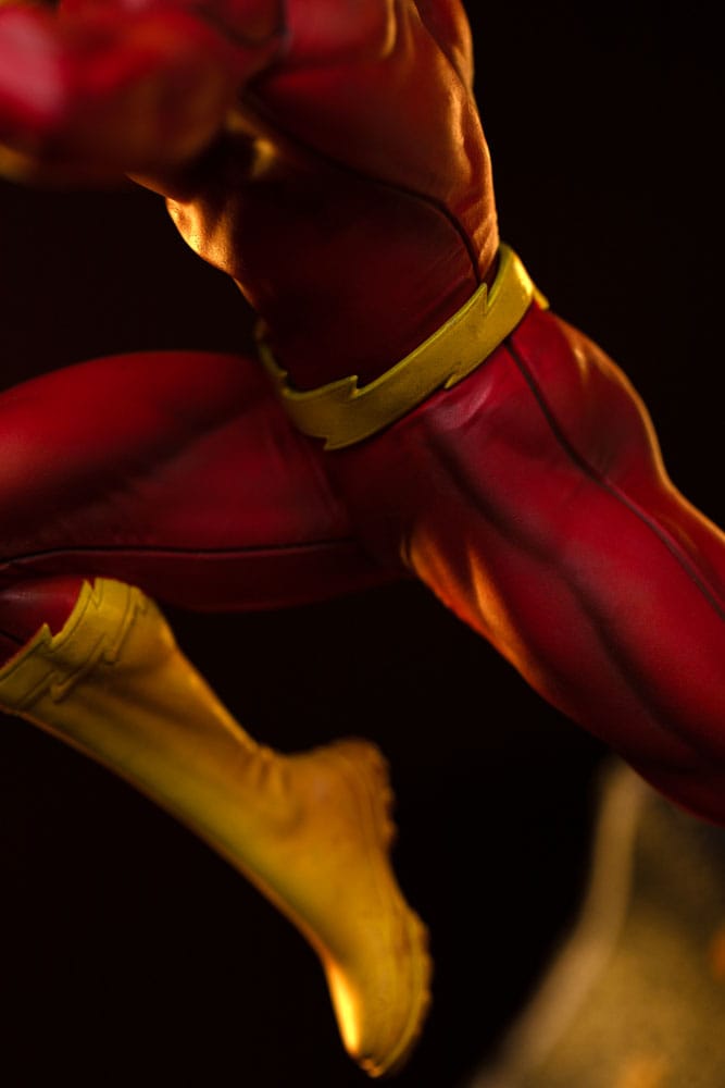 022026 - DC Comics - Flash - Statuette Iron Studio