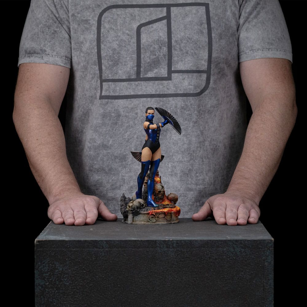 022026 - Mortal Kombat - Kitana - Statuette Iron Studio