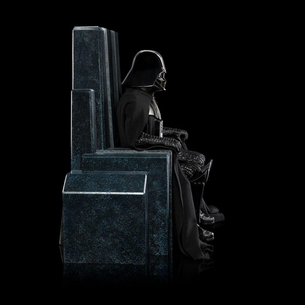052026 - Star Wars - Darth Vader on Throne - Statuette Iron Studio