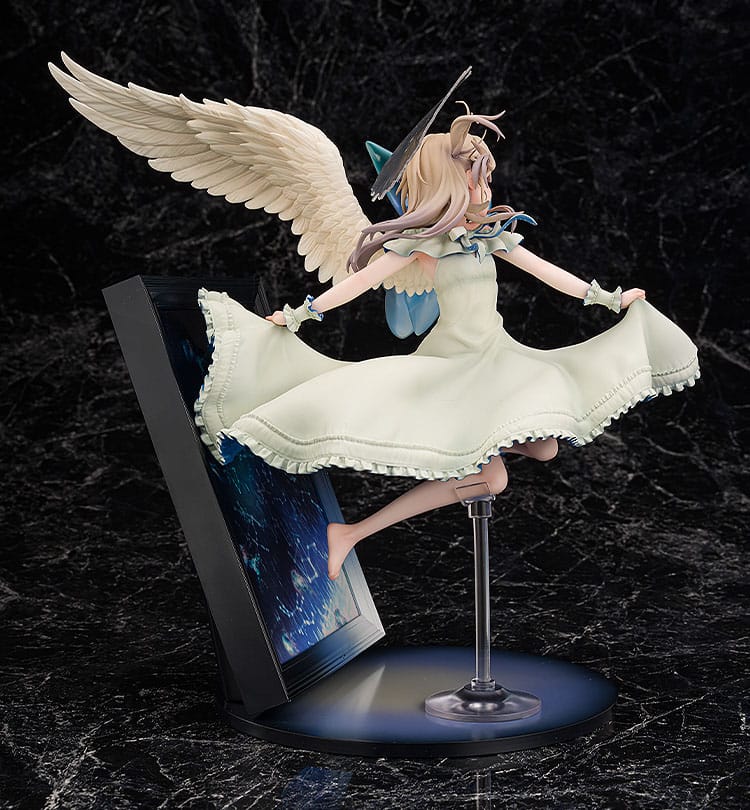 052026 - Fate/kaleid liner Prisma Illya - Illyasviel Von Einzbern (15th Anniversary Ver.) - Statuette Kadokawa