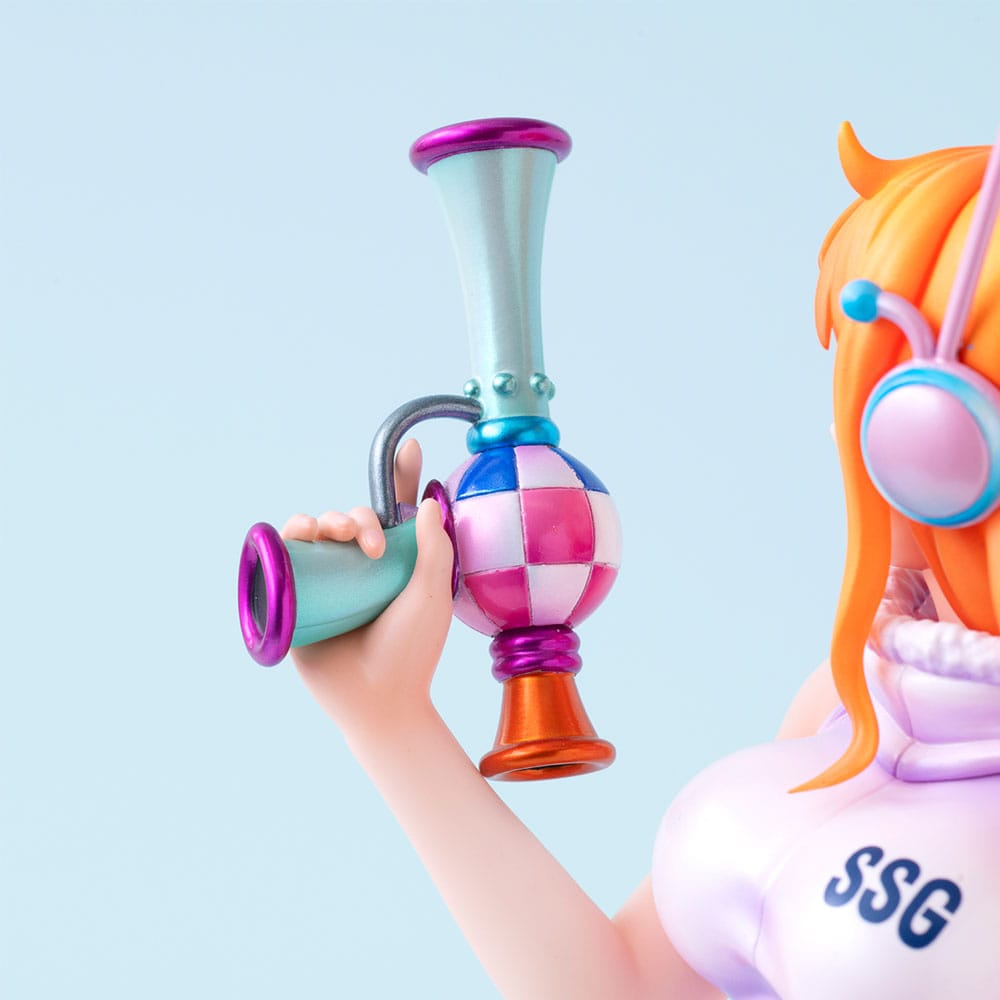112025 - One Piece - Nami Evolutionary History - Statuette Megahouse