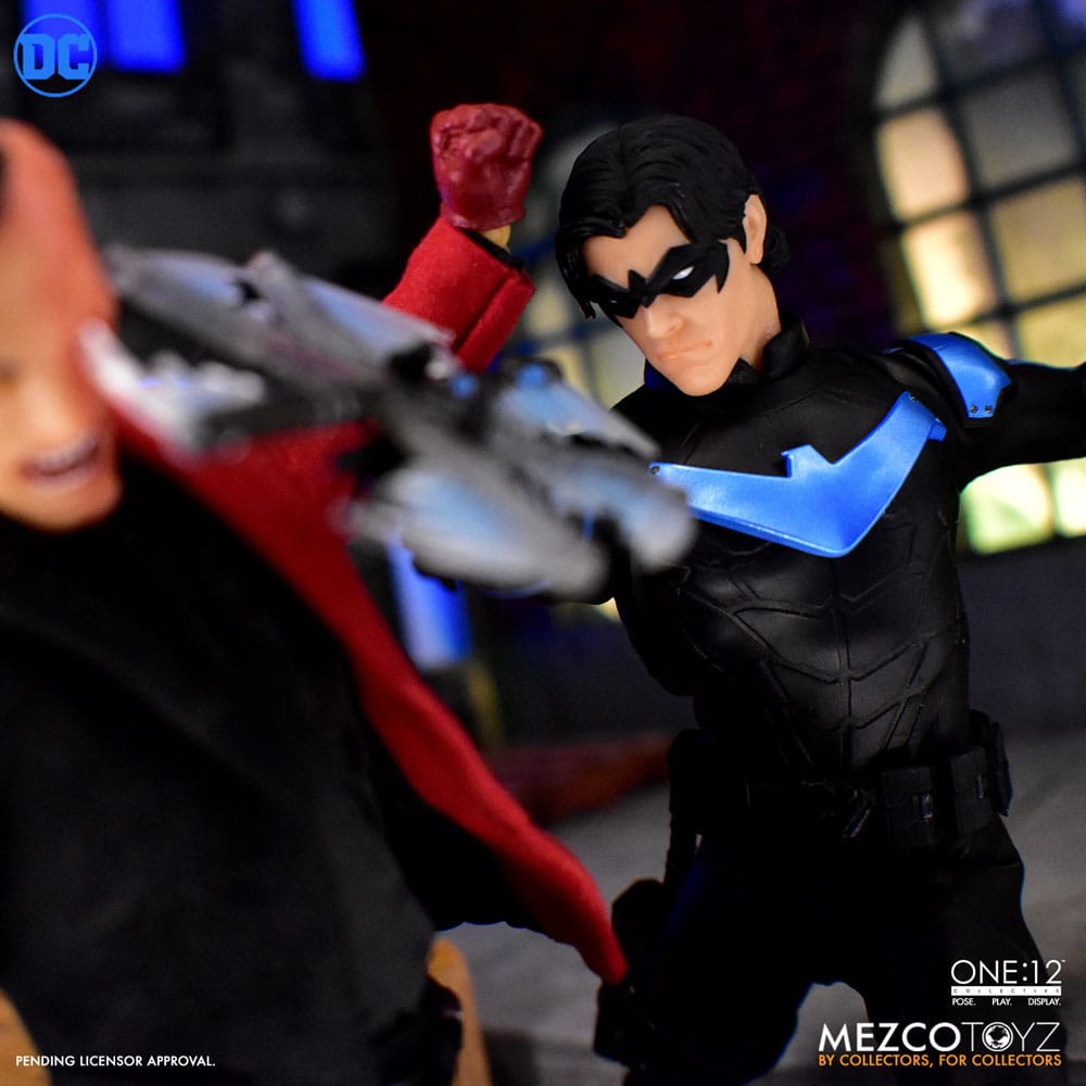 DC Comics - Nightwing - Figurine Articulée Mezco Toys