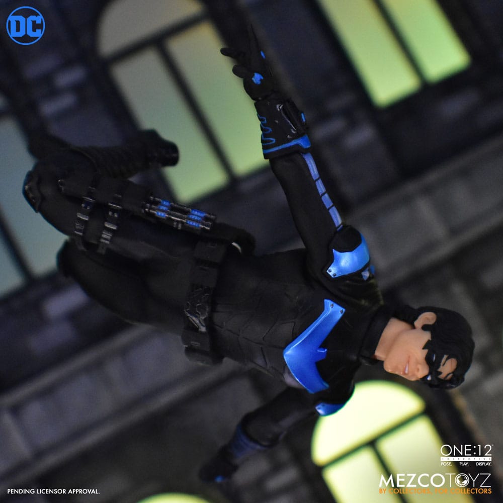 DC Comics - Nightwing - Figurine Articulée Mezco Toys