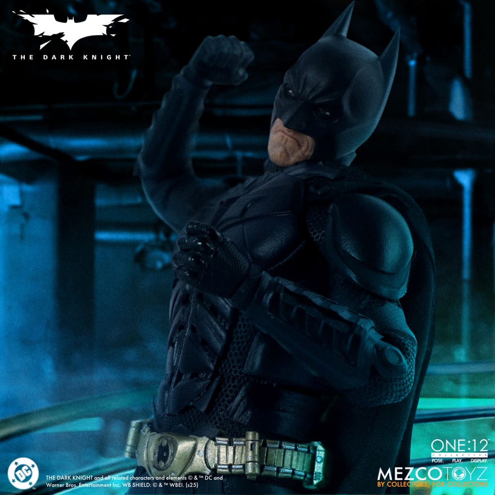 082026 - Batman - The Dark Knight (Le Film) - Figurine Articulée Mezco Toys