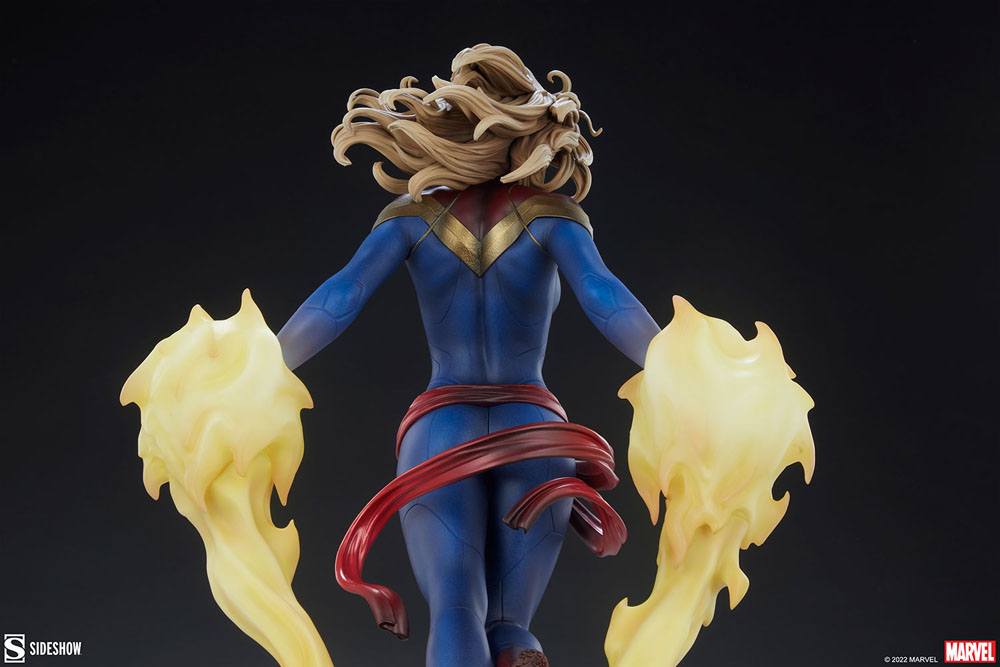 122025 - Marvel - Captain Marvel - Statuette Sideshow