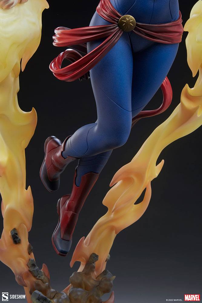 122025 - Marvel - Captain Marvel - Statuette Sideshow