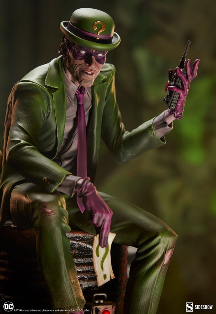 112025 - DC Comics - Riddler - Statuette Sideshow