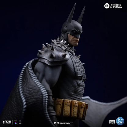 112026 - DC Comics - Batman Absolute - Statuette Iron Studio