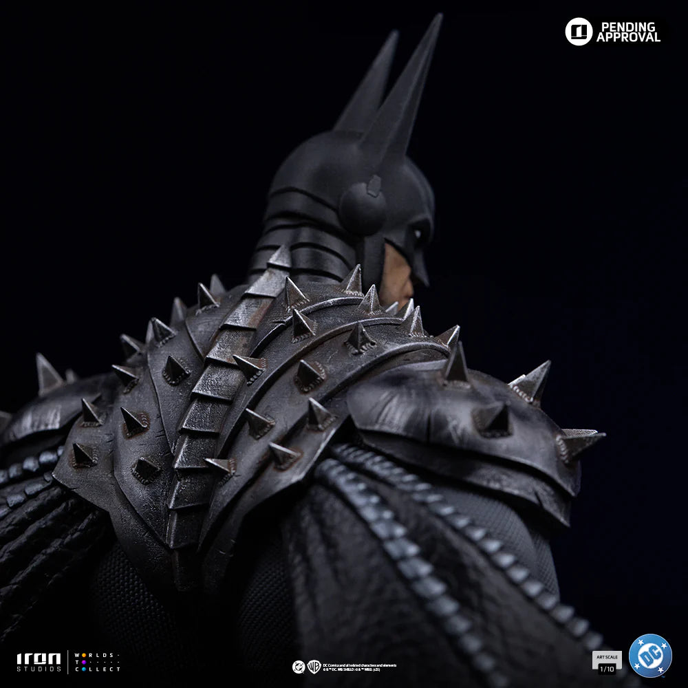 112026 - DC Comics - Batman Absolute - Statuette Iron Studio