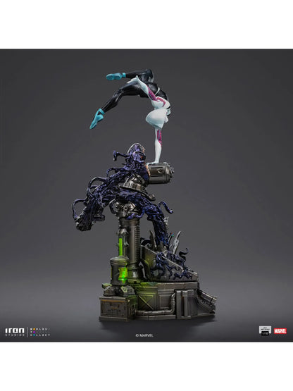 122025 - Marvel Comics - Ghost Spider - Statuette Diorama Iron Studio