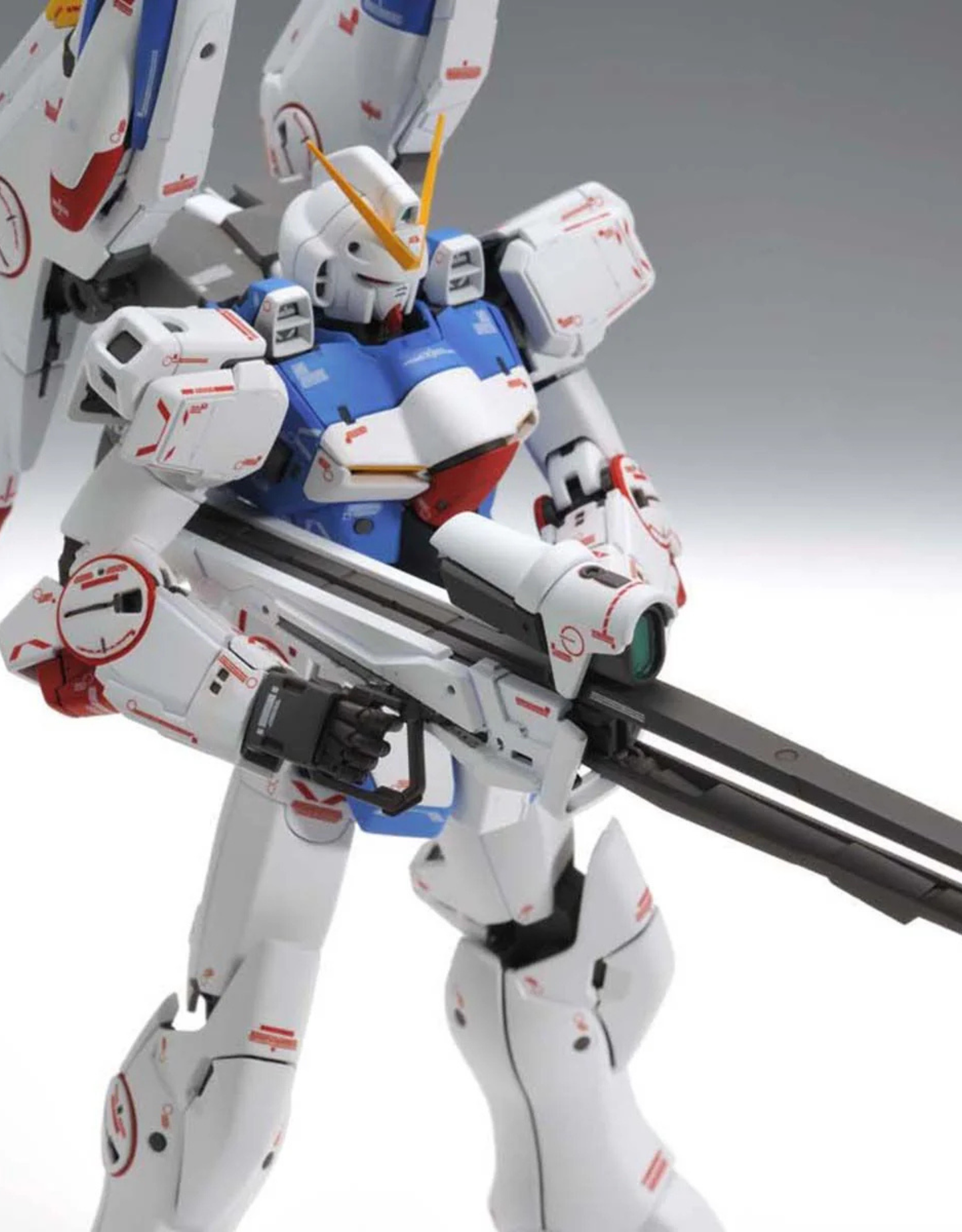 Gundam - MG 1/100 V Dash Gundam Ver. Ka - Gunpla