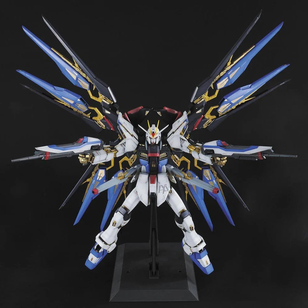 Gundam - PG 1/60 Strike Freedom Gundam - Gunpla