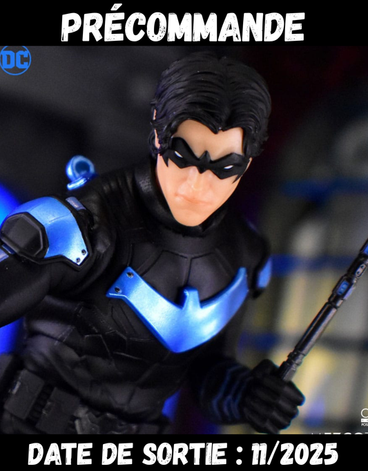 112025 - DC Comics - Nightwing - Figurine Articulée Mezco Toys