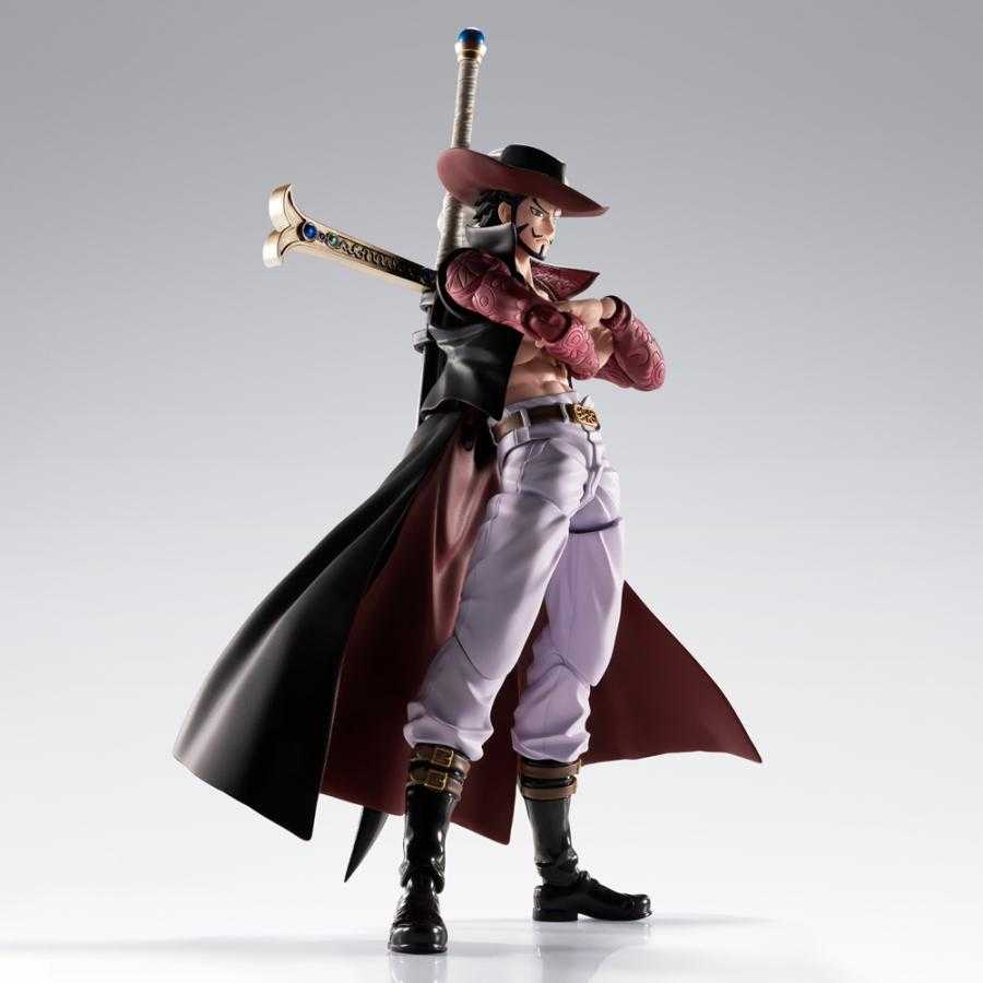 022026 - One Piece - Dracule Mihawk - Figurine Articulée S.H. FiguARTS