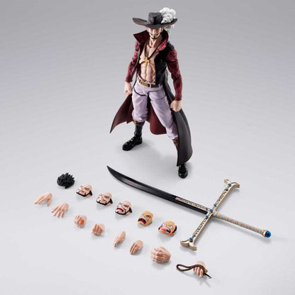 022026 - One Piece - Dracule Mihawk - Figurine Articulée S.H. FiguARTS
