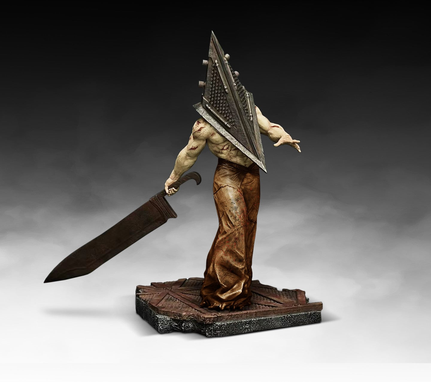 092026 - Silent Hill - Pyramid Head (Edition limitée) - Statuette HCG