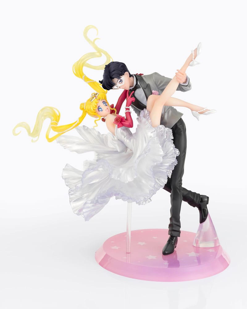 092026 - Sailor Moon – Usagi & Tuxedo Mask Moonlight Glow Edition – Statuette Tamashii Nation