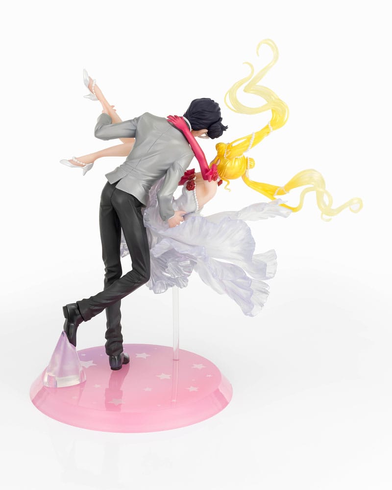 092026 - Sailor Moon – Usagi & Tuxedo Mask Moonlight Glow Edition – Statuette Tamashii Nation