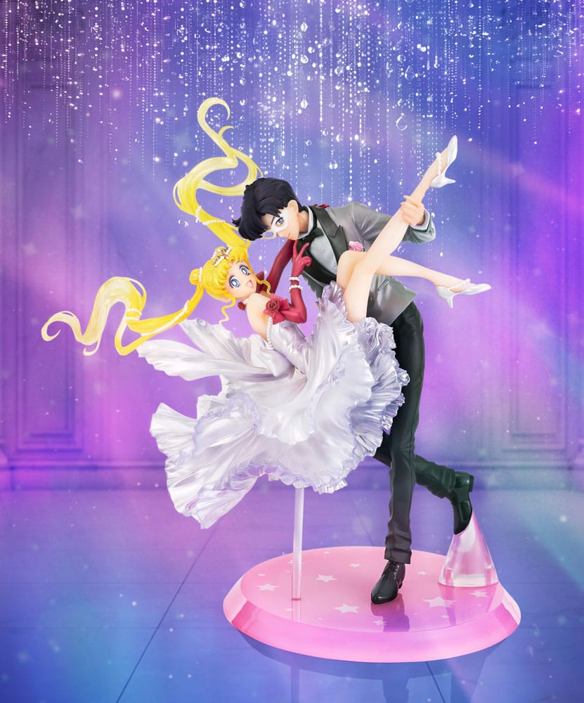 092026 - Sailor Moon – Usagi & Tuxedo Mask Moonlight Glow Edition – Statuette Tamashii Nation