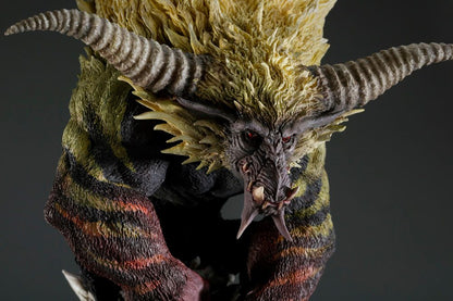 012026 - Monster Hunter Iceborn - Rajang - Statuette Capcom