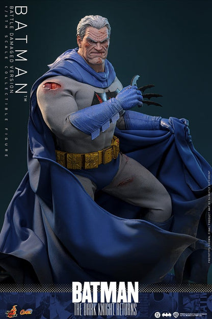 062027 - The Dark Knight Returns - Batman (Battle Damaged) – Figurine Articulée Hot Toys