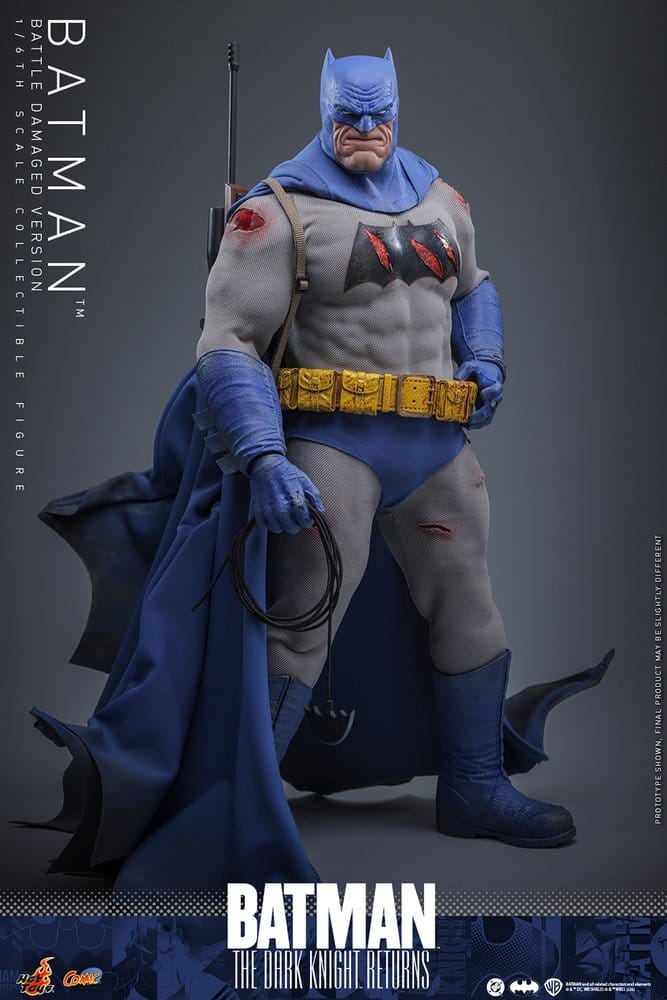 062027 - The Dark Knight Returns - Batman (Battle Damaged) – Figurine Articulée Hot Toys