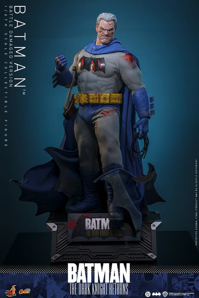 062027 - The Dark Knight Returns - Batman (Battle Damaged) – Figurine Articulée Hot Toys