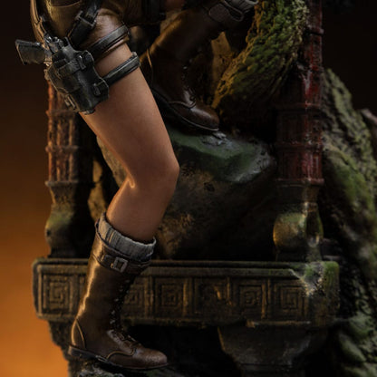 112025 - Tomb Raider - Lara Croft - Statuette Iron Studio