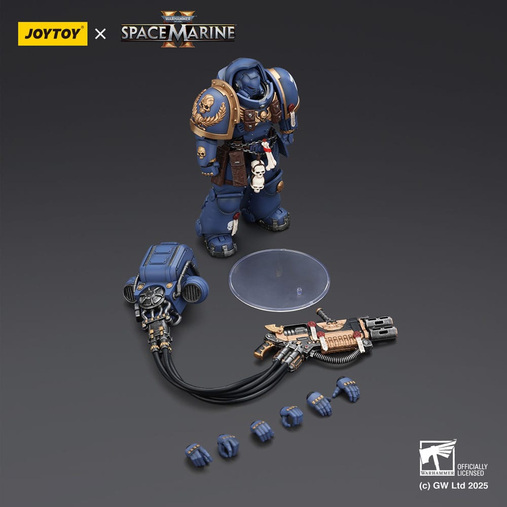 032026 - Warhammer 40k : Space Marine 2 - Ultramarines Heavy Artificer Armor with Relic Multi-Melta - Figurine Articulée Joytoy