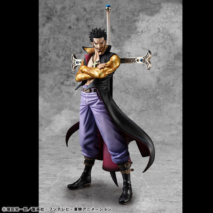 Sur Commande - One Piece - Hawk Eye Dracule Mihawk Ver.R - Statuette Megahouse