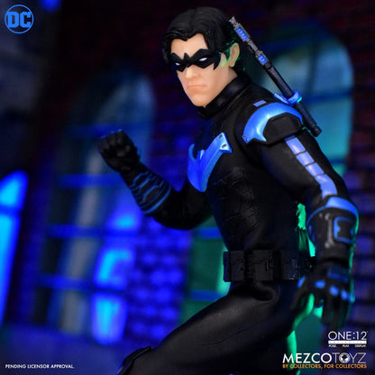 DC Comics - Nightwing - Figurine Articulée Mezco Toys