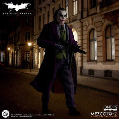 082026 - Joker - The Dark Knight (Le Film) - Figurine Articulée Mezco Toys