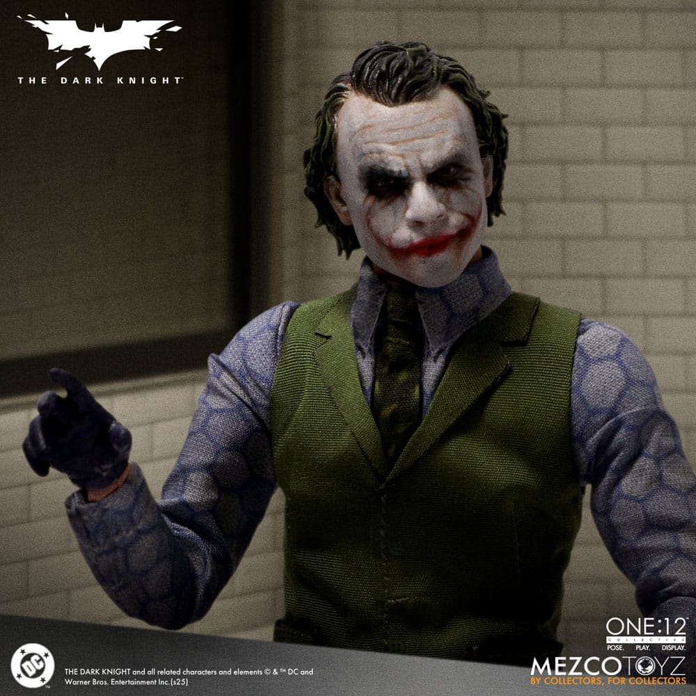 082026 - Joker - The Dark Knight (Le Film) - Figurine Articulée Mezco Toys