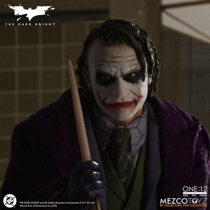 082026 - Joker - The Dark Knight (Le Film) - Figurine Articulée Mezco Toys