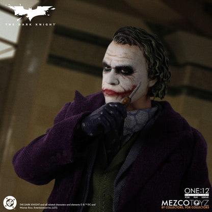 082026 - Joker - The Dark Knight (Le Film) - Figurine Articulée Mezco Toys
