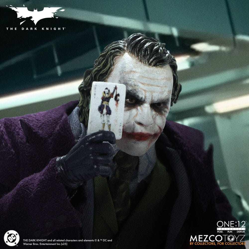 082026 - Joker - The Dark Knight (Le Film) - Figurine Articulée Mezco Toys