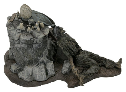 112026 - Friday the 13th: The Game -  Inferno Room (Deluxe) – Diorama Neca