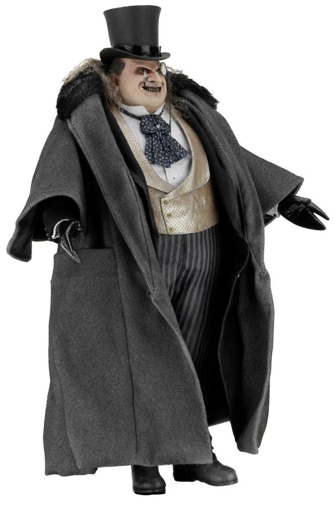 122025 - Batman (Le Défi) - Mayoral Pinguin (Danny DeVito) - Figurine Articulée Neca